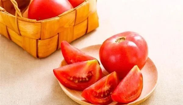 10 Essential Foods for Blood Nourishment