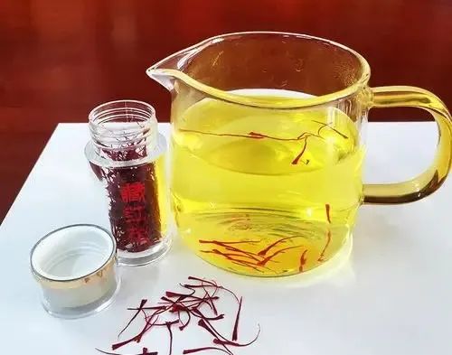 Differences Between Safflower and Crocus Sativus: Are You Using Them Correctly?
