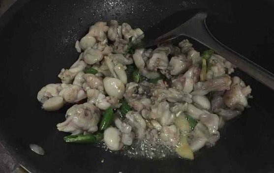 This Blood-Nourishing Dish is Essential for Women: Great for Blood Supplementation and Saves on Beauty Products!