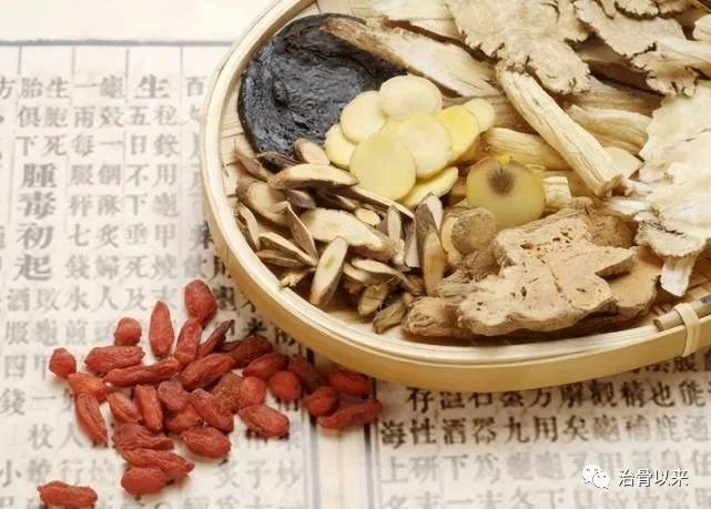 Comprehensive Dietary Therapy for Qi and Blood Deficiency: Effective TCM Formulas for Treating Anemia