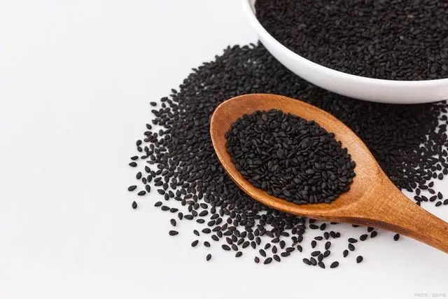 Top Ten Blood-Nourishing Foods for a Healthy Glow Every Day