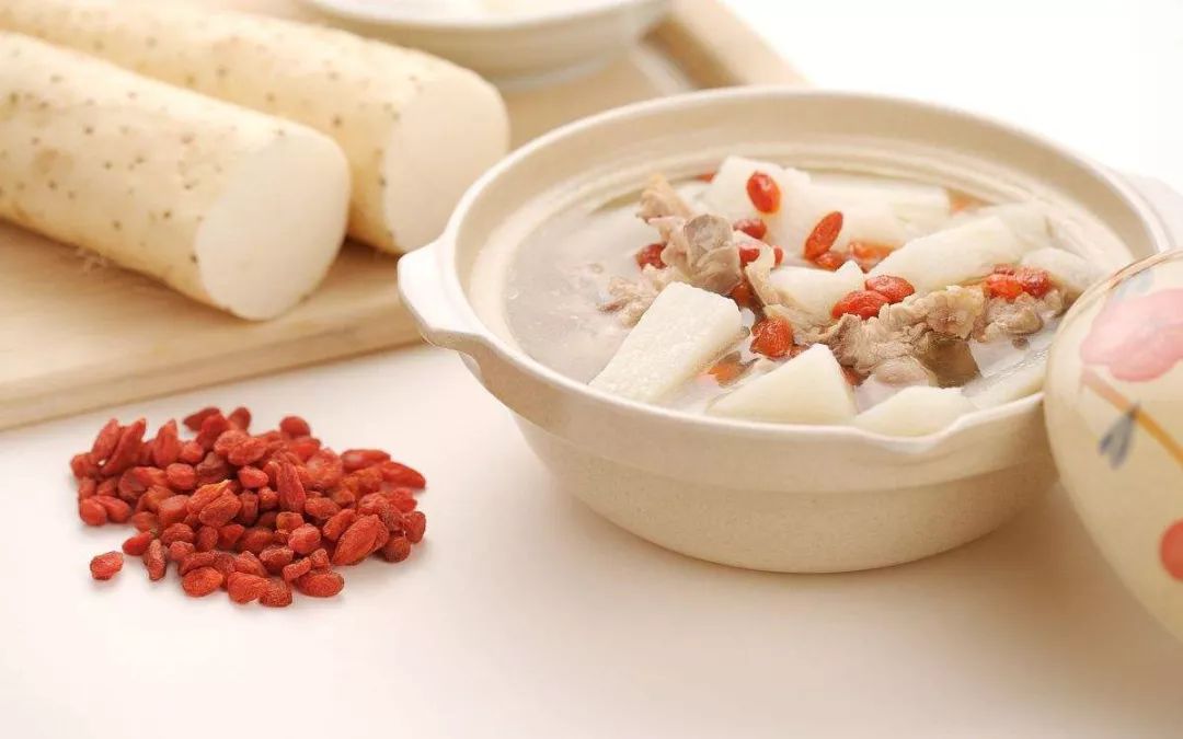 14 Nutritious and Delicious Medicinal Soups for the Spring Festival