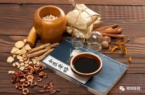 Initial Insights on Learning the "Essentials of the Golden Coffer"