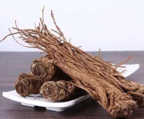 The Timeless Qi-Boosting Formula: Bu Zhong Yi Qi Decoction