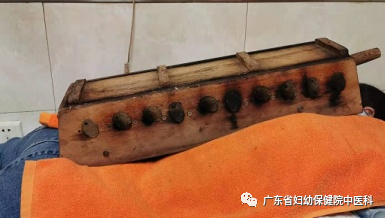 Warming Yang and Nourishing Kidney with Moxa Culture